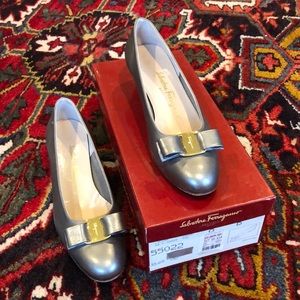 Silver Leather Ferragamo Vara Low Heel